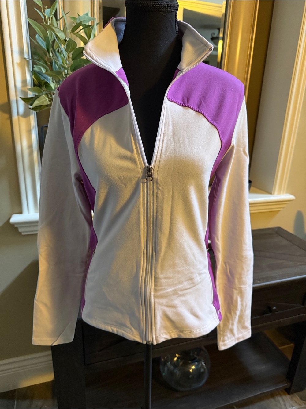 Ladies Nw/oT  XL Athletic style Jacket by One Tooth